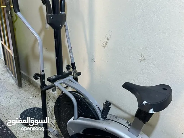 نشتري جميع الأثاث والخشب والحديد والخردوات