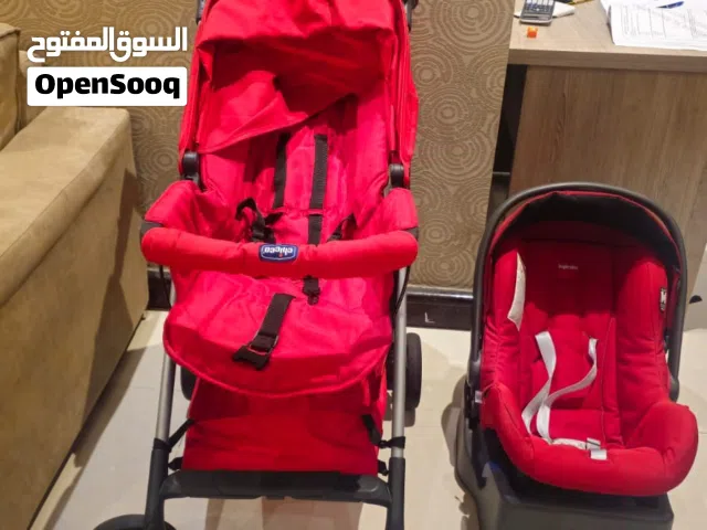 عرباية اطفال وكار سيت ماركة  Chicco
