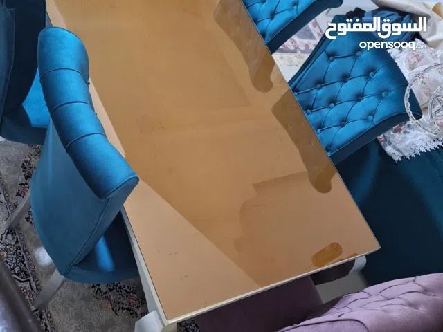 طاولة طعام للبيع