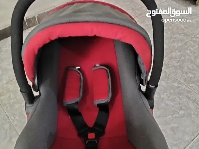 كوت اطفال للبيع بحاله جيده وبسعر ممتاز