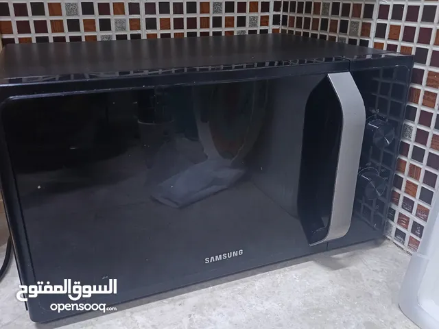 Samsung 25 - 29 Liters Microwave in Muscat