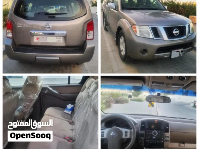 2008 نيسان باثفايندر Standard