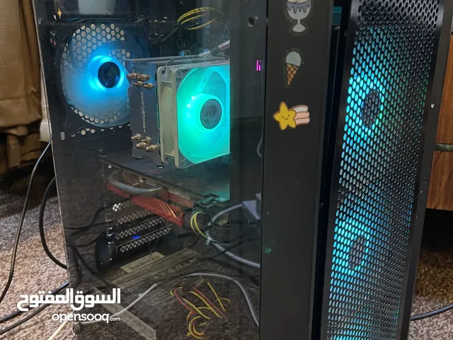 Pc بيسي كيمنك للبيع مستعمل نظيف جداً استعمال بسيط مع شاشه كيمنك المواصفات في الوصف