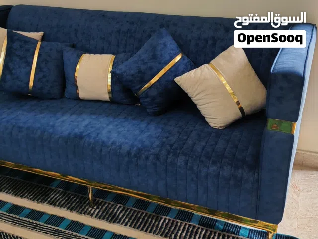 طقم جلوس بحالة ممتازة
