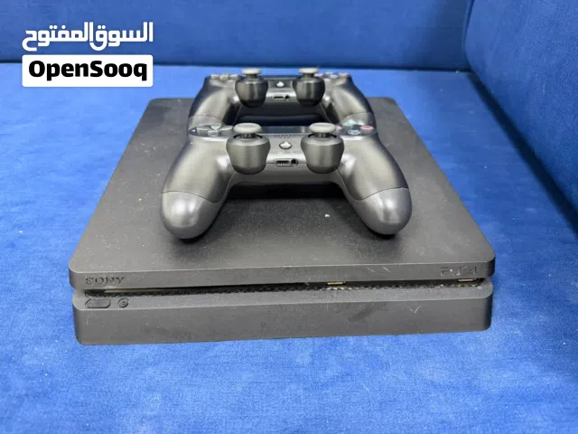 PS4 Jailbroken with 2 controllers