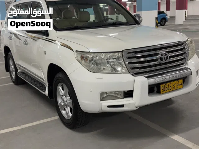 لاندكروزر 5700 مكينه الكبيره سياره نضيفه