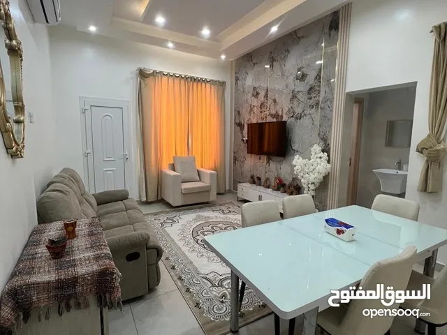 شقة مفروشه بالكامل في القرم للايجار اليومي الاسبوعي شهري
