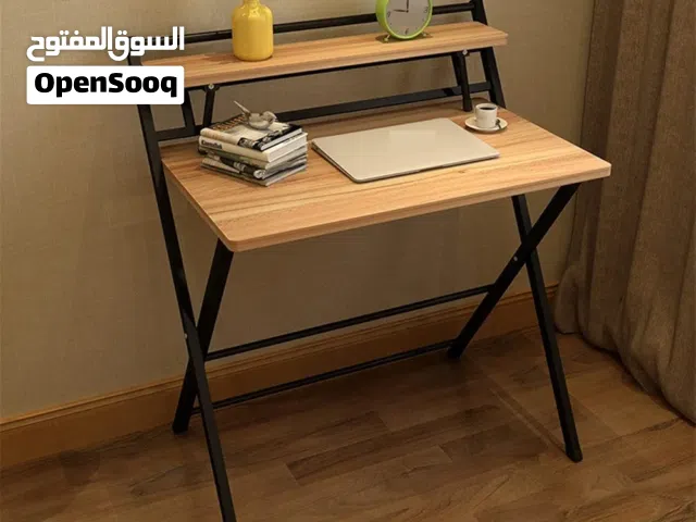 طاولة مع رف رح تفيدك كثير للدراسة بالبيت أو بالشغل بتزبط كمان مرسم أبعادها 80cmX60cm وارتفاعها