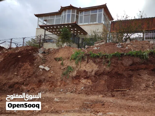 بيت مستقل مع روف شبه فيلا موقع خلاب