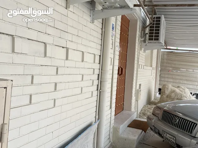 300 m2 More than 6 bedrooms Townhouse for Sale in Farwaniya Ferdous
