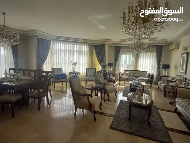 390 m2 4 Bedrooms Apartments for Sale in Amman Um Uthaiena