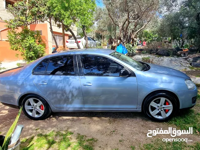 فولكسفاجن جيتا موديل 2010/ ماطور 1600 بنزين /7 غيار جير اوتوماتيك