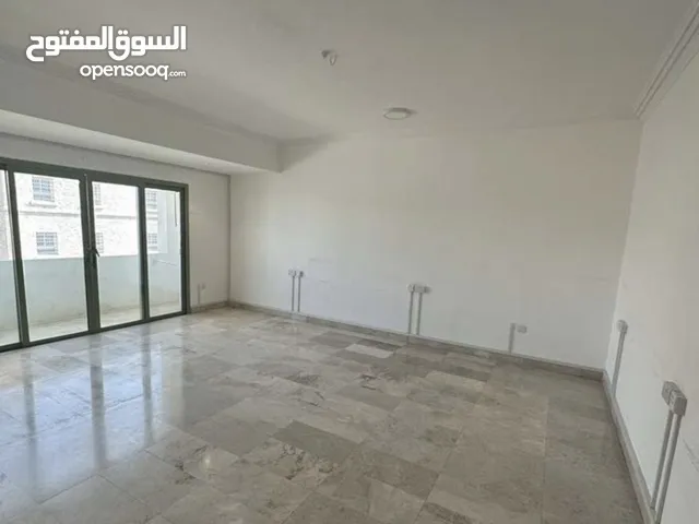 2 bedroom apartment for 325 rial with free electricity/water/parking