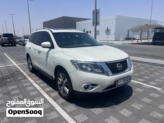 2015 نيسان باثفايندر SV