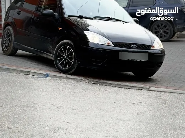 فورد فوكس موديل 2000