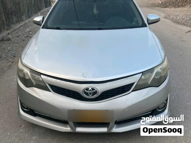 تويوتا كامري موديل 2012 للبيع والبدل بما يناسب