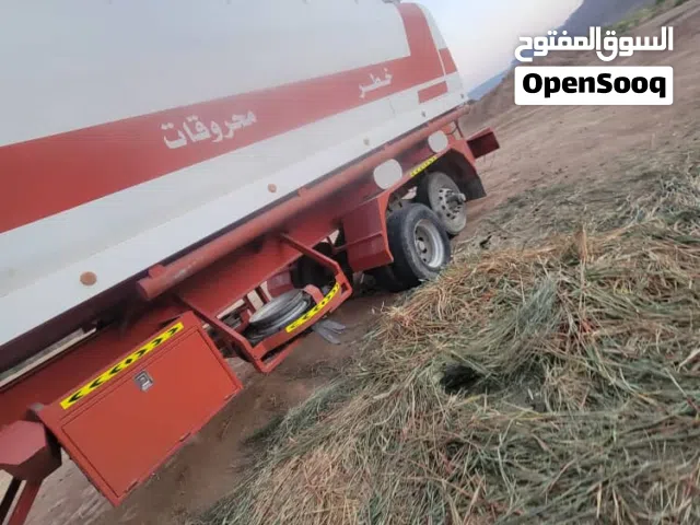 للبيع خزان جديد  سعودي  سعته 60 الف  صنعاته في 2016 جنوط 22 ونص الموقع حظرموت اذا في زبون نجيبه لعند