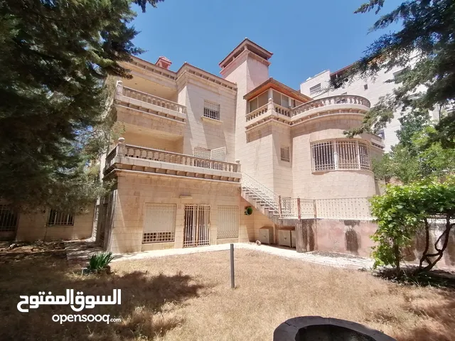 1000 m2 More than 6 bedrooms Villa for Sale in Amman Tla' Ali