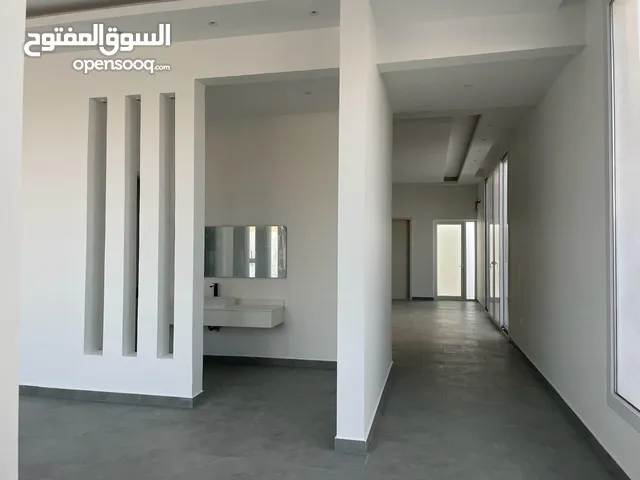464 m2 5 Bedrooms Villa for Sale in Muscat Al Khoud