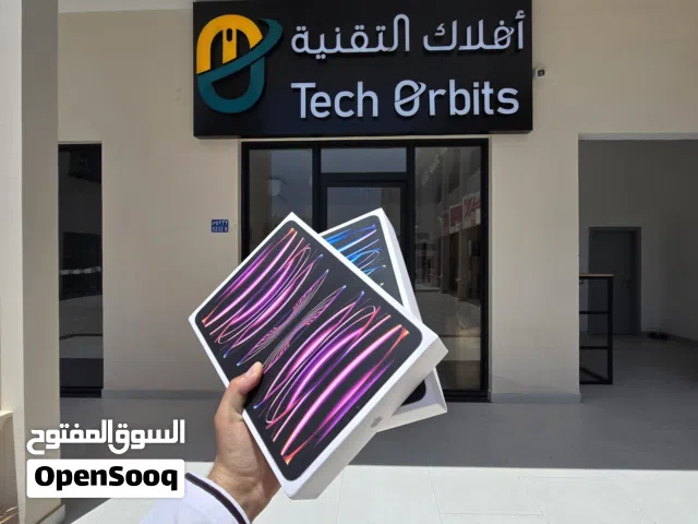 iPad Pro M2 11 inch 256GB مع ملحقات أصلية