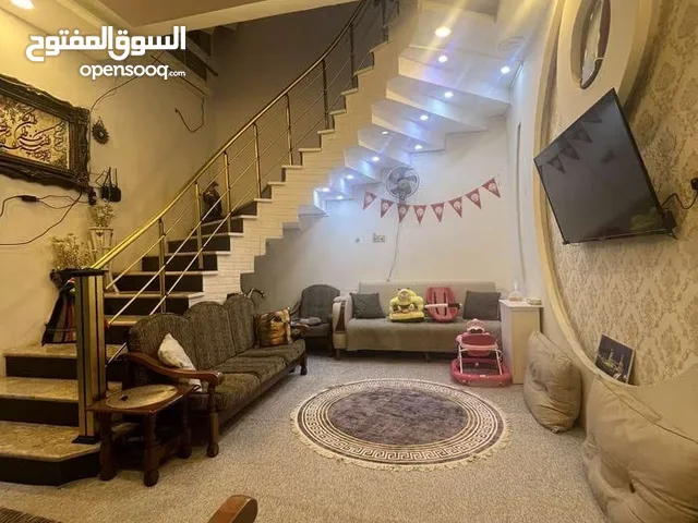 225 m2 4 Bedrooms Townhouse for Sale in Basra Hakemeia