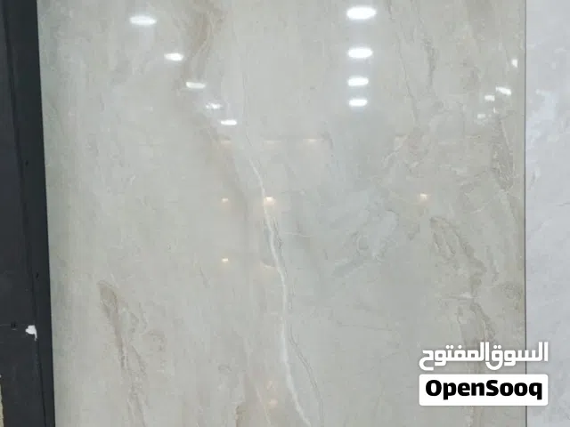مخازن مساحات مختلفة
