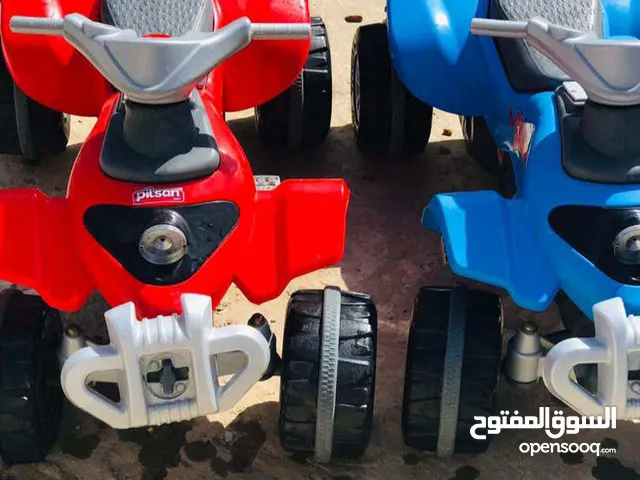 سيارتان ألعاب اطفال للبيع استعمال نظيف الله يبارك