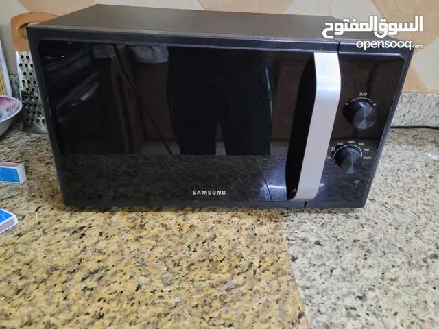 مايكروويف من شركة سامسونج مستعمل