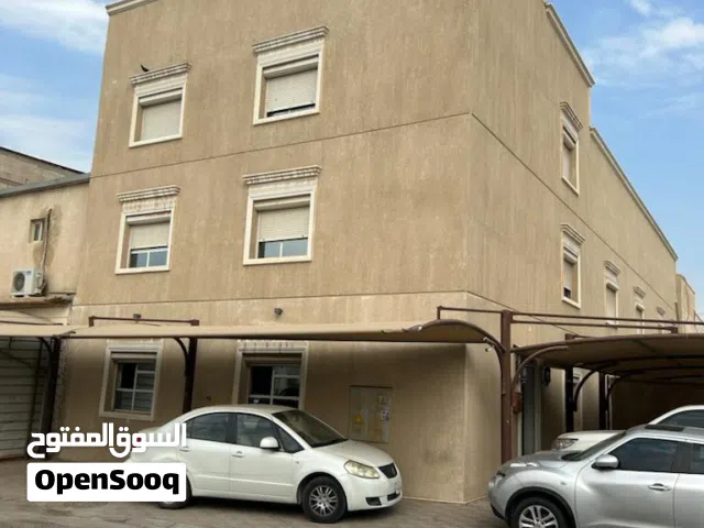 Big room for rent in Salmiya family