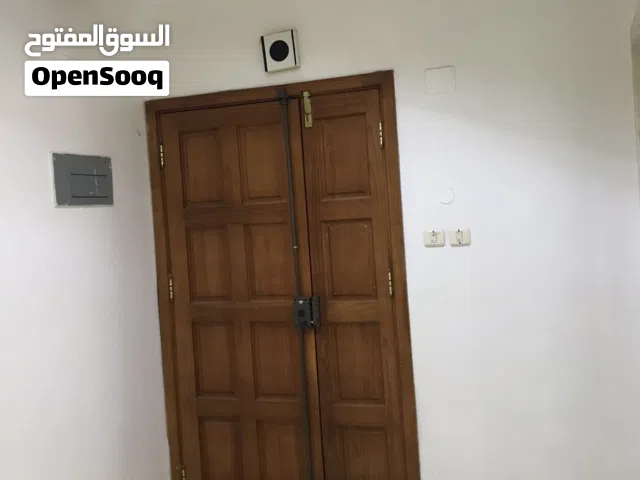 140 m2 3 Bedrooms Apartments for Sale in Tripoli Tajura