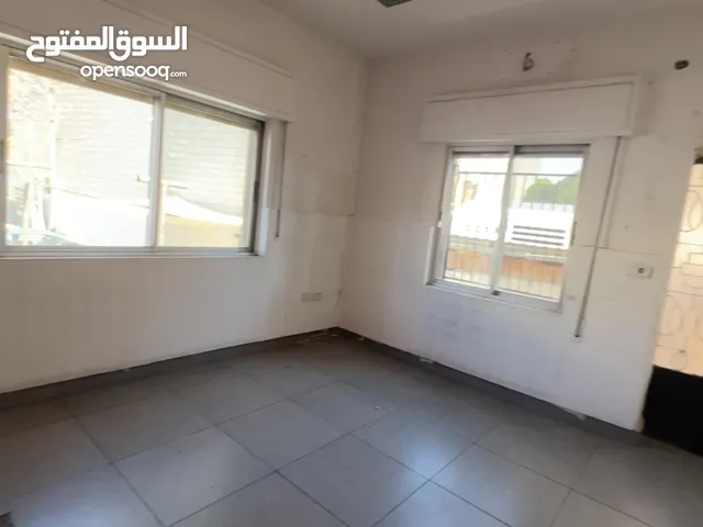 130 m2 Studio Apartments for Rent in Amman Jabal Amman