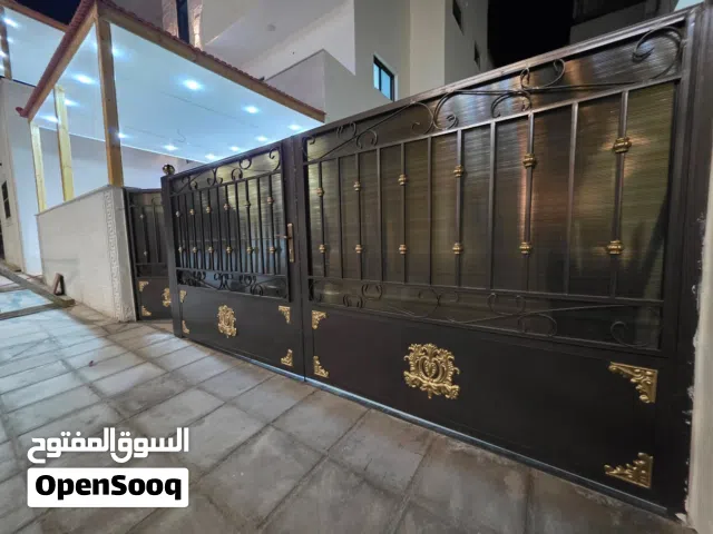 102 m2 3 Bedrooms Apartments for Sale in Aqaba Al Sakaneyeh 9