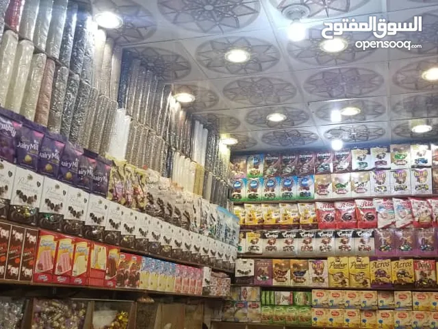 محل بهارات للبيع فتحة ونصف شارع الوازعية إب