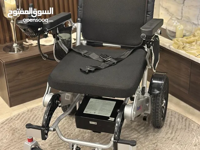 كرسي كهربائي متحرك