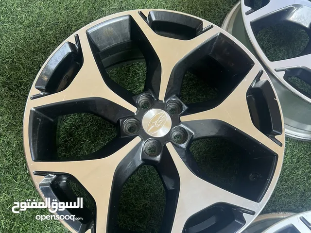 Bridgestone 18 Rims in Al Batinah