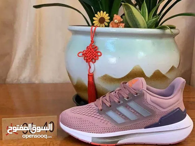 شوزات ADIDAS  Size36-39 