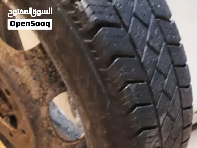 سارية قومات متشي كنتر 2004 حمولة او افيكو قومات شبه جدد بحالة ممتازة