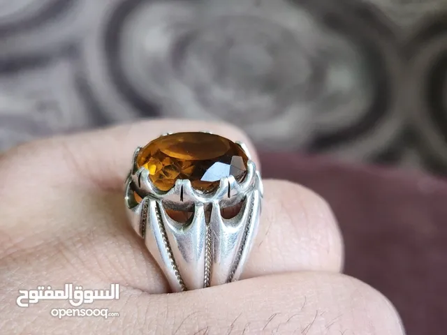 خاتم فضة يدوي ممتاز مرصع بحجر السترين الطبيعي