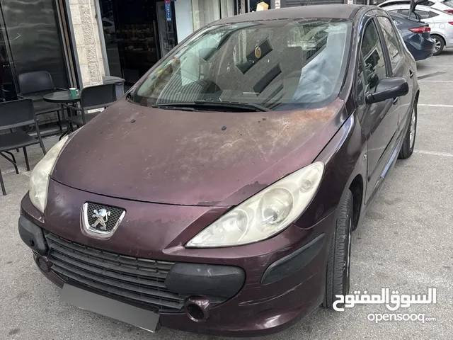 بيجو 307 بحالة جيدة للبيع (موديل 2007) - مصروف جيد - بنزين اوتوماتيك (1600cc)