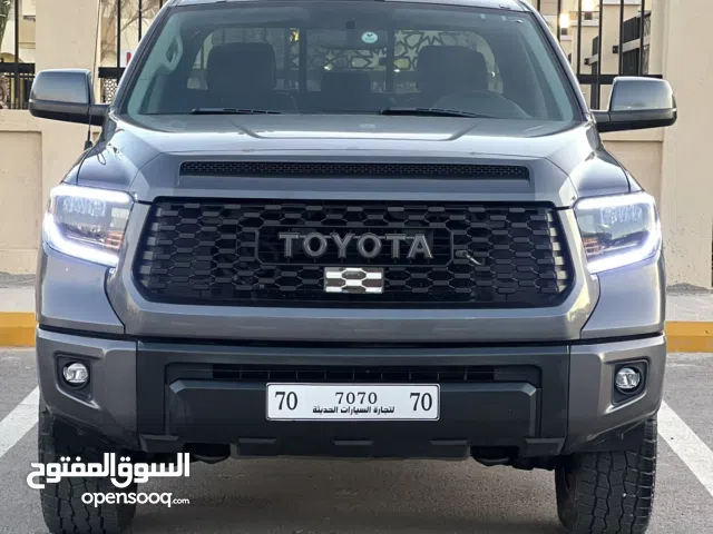 تايوتا تندرا 2016 باب وربع TRD PRO اصلية ماشيه182 زواق باب خلفي صندوق فقط ارباكات سليمة درجة اولى