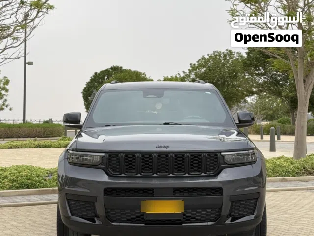 جيب جراند شيروكي بلاك ادشن وكالة لارج 7 مقاعد جديد