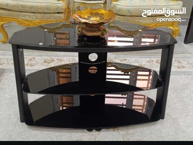 ميز تلفزيون للبيع