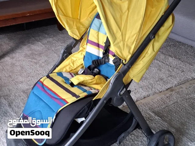 عربة أطفال ( Mamas & Papas )