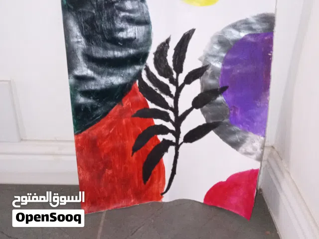 لوحه مرسومه بالألوان الاكرليك طولها 44cm و عرضها 35cm