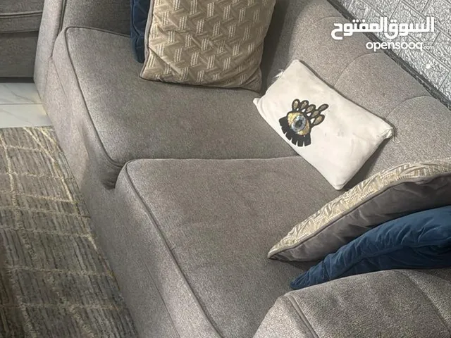 طقم كنب بحالة وكالة جديد