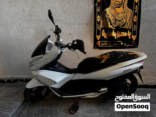 2014 هوندا PCX150