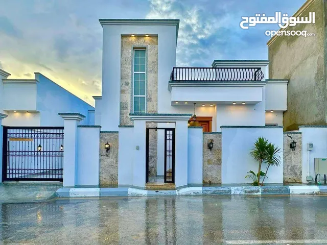195 m2 More than 6 bedrooms Villa for Rent in Tripoli Ain Zara