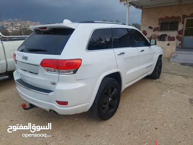 جيب جراند شيروكي موديل 2014اوفر لاند فحص نظيف من جميعو