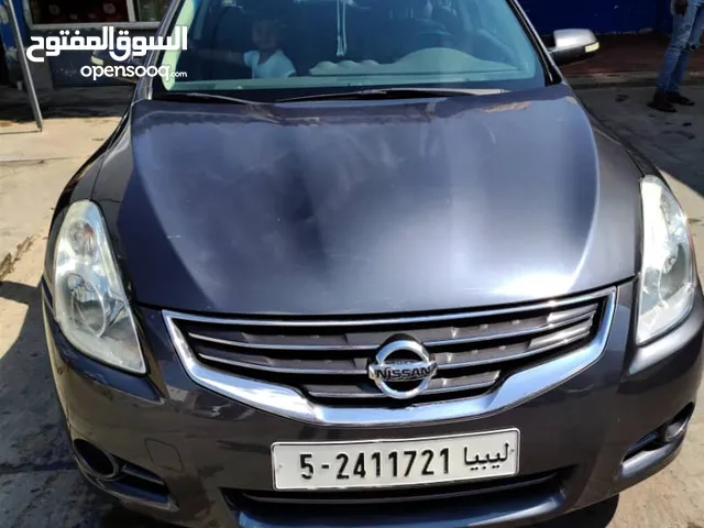 Nissan Altima Standard in Tripoli
