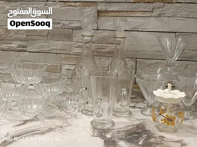 صوانى محلبية واكواب فروبى شفاف